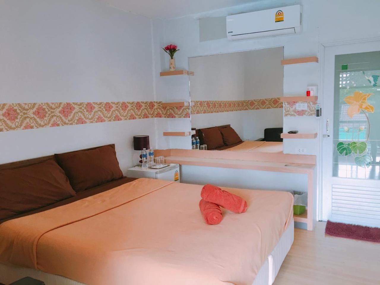 Waratee Spa Resort Villa Bangkok Dış mekan fotoğraf